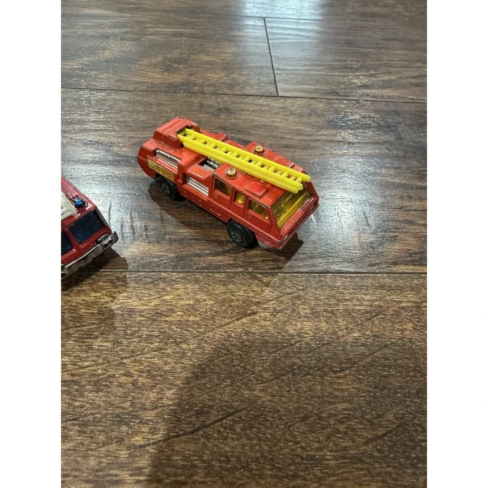 Vintage Matchbox Fire Truck Lot of 4 1975 1981 1982 Blaze Buster Ladder Diecast